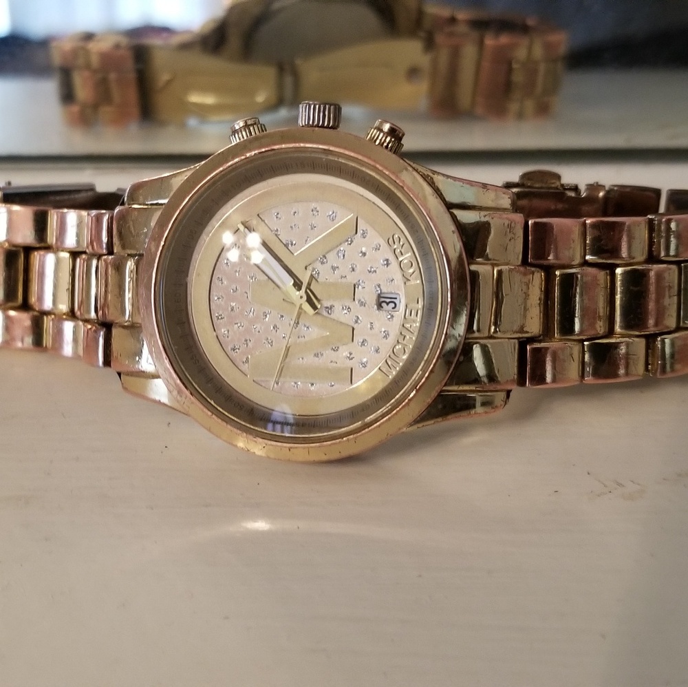 MK watch